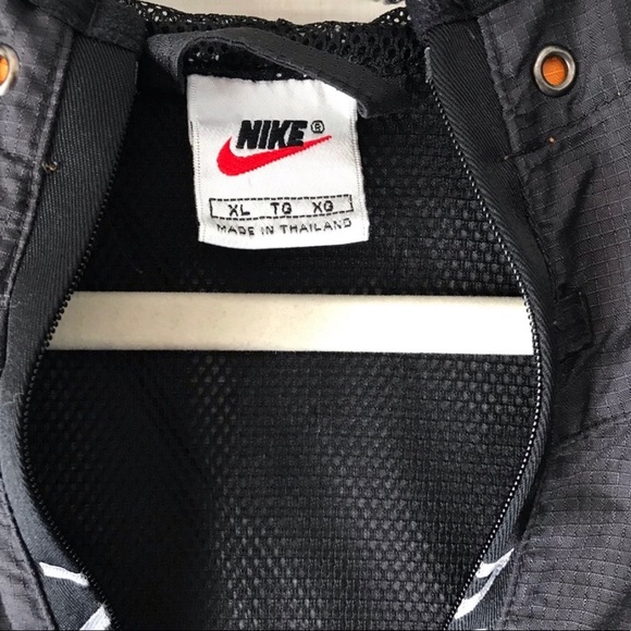 VINTAGE Nike 1/4 Zip Windbreaker - Picture 5 of 5